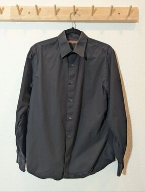 Perry Ellis Men's Long Sleeve Button-Up Shirt in Black/Charcoal
